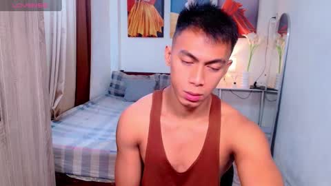 Snapshot of pinoymilker chatting on 03-11-25, 06:00 ethan online show from 03-11-25, 06:00