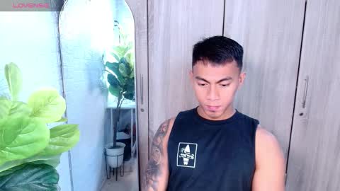 Snapshot of pinoymilker chatting on 02-21-26, 02:45 ethan online show from 02-21-26, 02:45