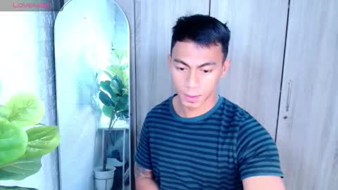 Snapshot of pinoymilker chatting on 03-05-26, 07:48 ethan online show from 03-05-26, 07:48