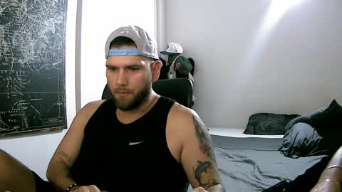 Snapshot of pipe1203 chatting on 11-24-25, 11:04 pipe1203 online show from 11-24-25, 11:04