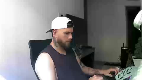 Snapshot of pipe1203 chatting on 03-16-26, 04:33 pipe1203 online show from 03-16-26, 04:33