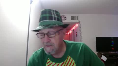 Snapshot of pipewizard chatting on 12-11-24, 12:33 pipewizard online show from 12-11-24, 12:33