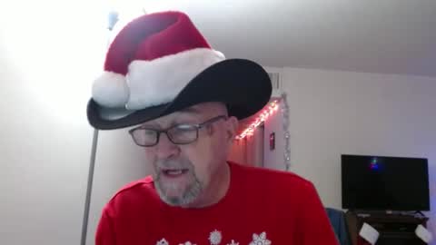 Snapshot of pipewizard chatting on 12-30-24, 11:17 pipewizard online show from 12-30-24, 11:17