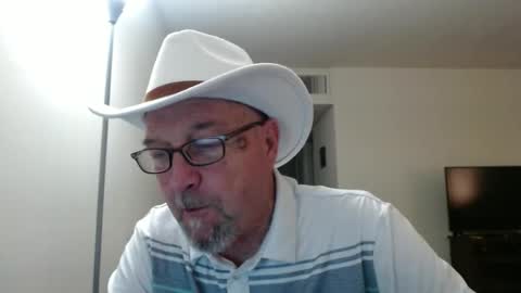 Snapshot of pipewizard chatting on 01-08-25, 12:06 pipewizard online show from 01-08-25, 12:06