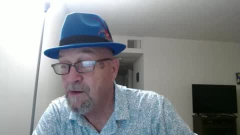 Snapshot of pipewizard chatting on 01-14-25, 11:37 pipewizard online show from 01-14-25, 11:37