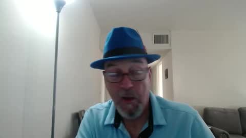 Snapshot of pipewizard chatting on 09-09-25, 10:42 pipewizard online show from 09-09-25, 10:42