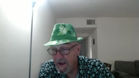 Snapshot of pipewizard chatting on 09-10-25, 11:27 pipewizard online show from 09-10-25, 11:27