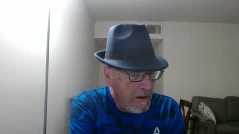 Snapshot of pipewizard chatting on 10-23-25, 11:14 pipewizard online show from 10-23-25, 11:14