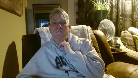 pirate334 online show from 01-24-25, 01:24