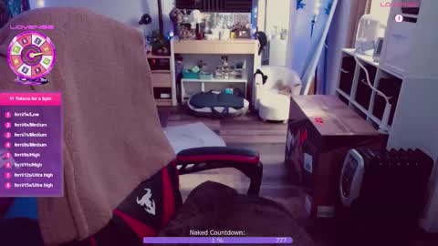 Snapshot of pirrate chatting on 02-26-26, 09:41 Pirate Coco online show from 02-26-26, 09:41