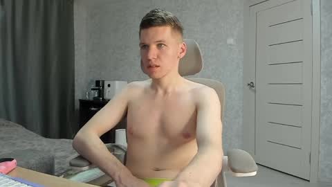 Snapshot of pirremeow chatting on 03-02-26, 07:37 Pierre online show from 03-02-26, 07:37