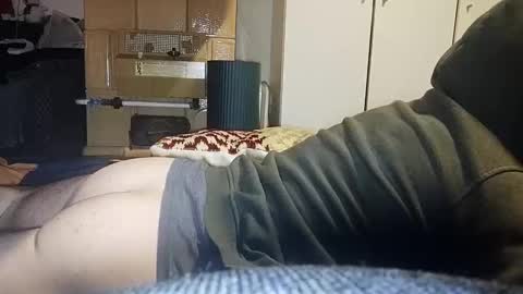 Snapshot of pisces922 chatting on 01-25-25, 11:22 Dominik online show from 01-25-25, 11:22