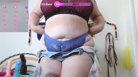 Em online show from 12-21-25, 08:16