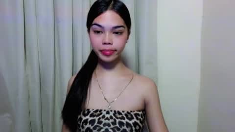 Snapshot of pitchy_pitch chatting on 06-29-26, 05:02 The Girl Named Eyve online show from 06-29-26, 05:02
