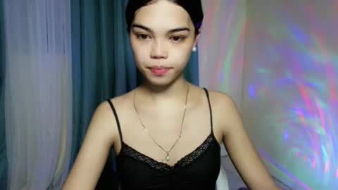 Snapshot of pitchy_pitch chatting on 07-01-26, 04:47 The Girl Named Eyve online show from 07-01-26, 04:47