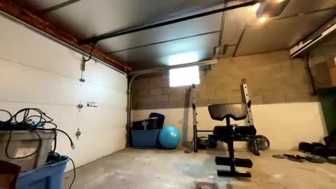 Snapshot of pitt821 chatting on 10-24-25, 05:42 Mike online show from 10-24-25, 05:42