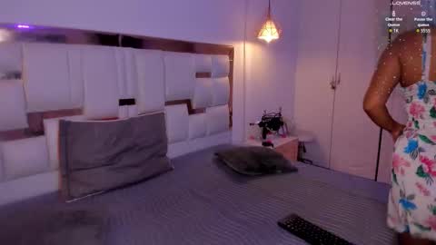 Snapshot of pittandlunaa69 chatting on 09-28-25, 12:32 PittAndLunaa69 online show from 09-28-25, 12:32
