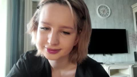 Caroline online show from 04-09-26, 04:34