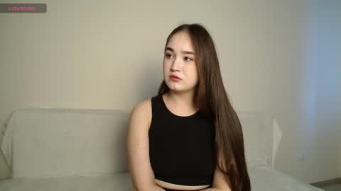 Lily online show from 05-02-26, 01:16