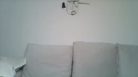 Majesty online show from 10-18-25, 08:15