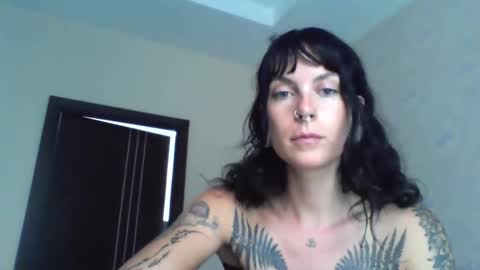 pixiecatfairy online show from 03-05-26, 08:32