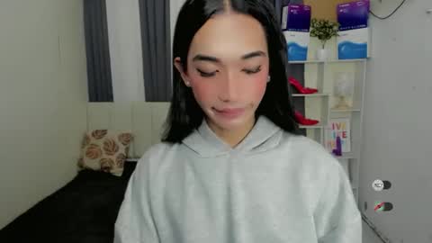 Snapshot of pixiedoll_ chatting on 12-18-25, 06:03 pixiedoll_ online show from 12-18-25, 06:03