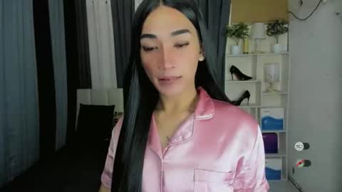 Snapshot of pixiedoll_ chatting on 02-21-26, 04:35 pixiedoll_ online show from 02-21-26, 04:35