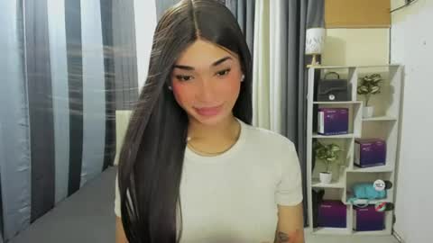 pixiedoll_ online show from 06-28-26, 05:57