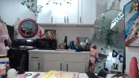 Snapshot of pixielovely chatting on 03-12-26, 03:23 pixielovely online show from 03-12-26, 03:23