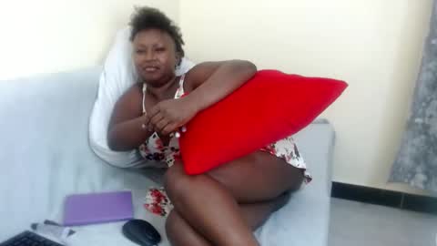 pixietease1 online show from 10-07-25, 11:57