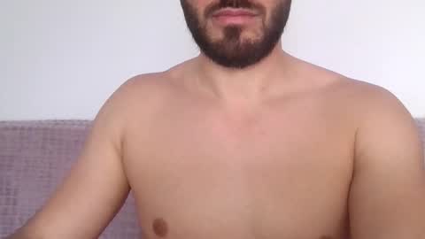 Snapshot of pl4y_b0y98 chatting on 09-25-25, 01:04 Playboy4u online show from 09-25-25, 01:04