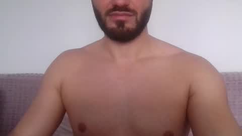 Snapshot of pl4y_b0y98 chatting on 10-18-25, 01:23 Playboy4u online show from 10-18-25, 01:23