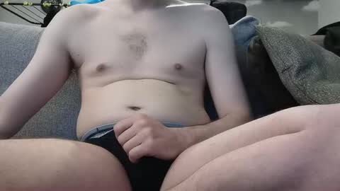 Snapshot of pladplad chatting on 01-04-25, 06:30 PLADPLAS online show from 01-04-25, 06:30