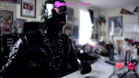 Snapshot of plasticbill chatting on 02-13-25, 04:50 Latexable online show from 02-13-25, 04:50