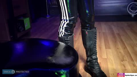 plasticme online show from 04-26-26, 03:53