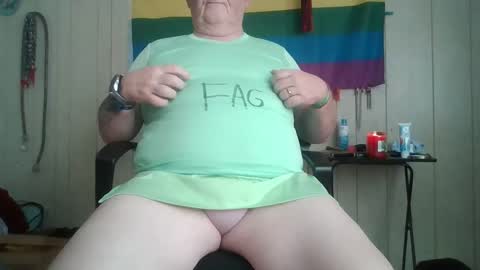 Snapshot of playboychas chatting on 05-10-26, 12:16 chaz online show from 05-10-26, 12:16