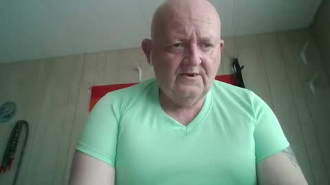 Snapshot of playboychas chatting on 05-10-26, 11:43 chaz online show from 05-10-26, 11:43