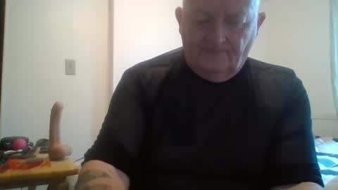 Snapshot of playboychas chatting on 06-02-26, 01:29 chaz online show from 06-02-26, 01:29