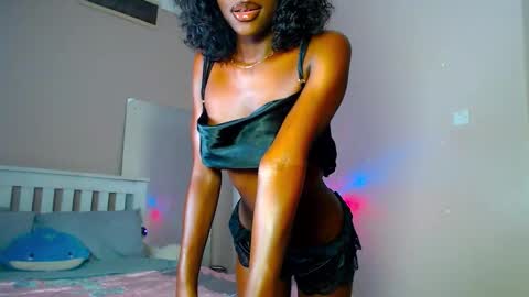 Snapshot of playboypetit chatting on 10-03-25, 12:40 playboypetit online show from 10-03-25, 12:40