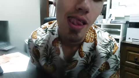 Snapshot of playboyspade333 chatting on 12-10-24, 07:43 Playboy Spade online show from 12-10-24, 07:43