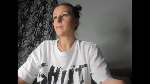 Snapshot of playfulaudrey chatting on 01-05-25, 02:06 PlayfulAudrey online show from 01-05-25, 02:06