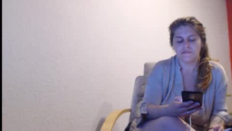 PlayfulSamira online show from 04-27-26, 06:39