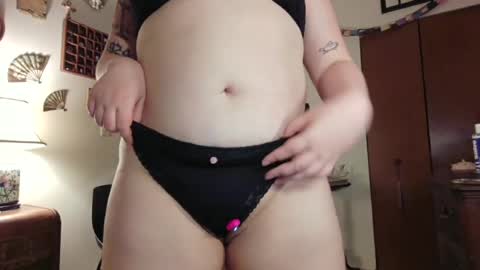 playfulxxcutie online show from 06-21-26, 12:57