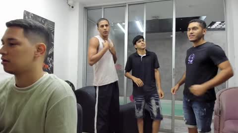   online show from 02-01-25, 11:32