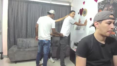   online show from 02-26-25, 11:41