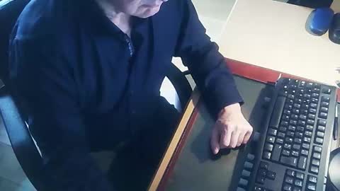 littlenounours online show from 02-06-26, 08:29