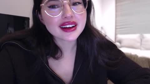 Snapshot of playnofuckinggames chatting on 12-18-25, 10:05 Mary online show from 12-18-25, 10:05