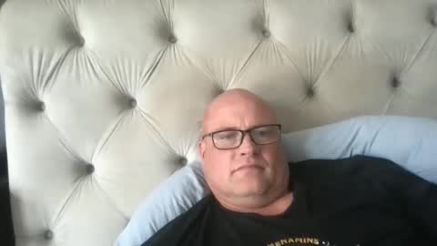 Snapshot of playtime2020 chatting on 09-26-25, 08:24 playtime2020 online show from 09-26-25, 08:24