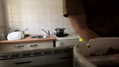 Snapshot of plboy23 chatting on 10-21-25, 02:51 Hello ask me  . Im glad  to see you here in my room. Welcome PVT is open online show from 10-21-25, 02:51