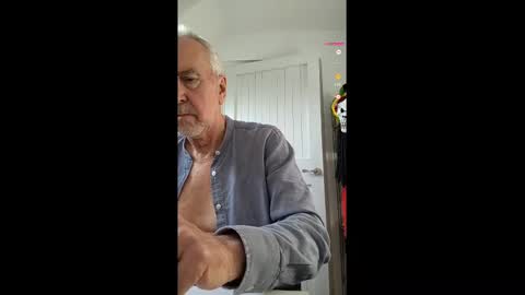 Snapshot of pleasedominateme chatting on 03-09-25, 04:00 Pleasedominateme online show from 03-09-25, 04:00